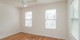 The Urban Retreat: Modern 3/1.5 Near Everything You Love Gallery 11