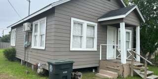 1433 12th St - 2/Bed 1/Bath - $1050/month Gallery 1