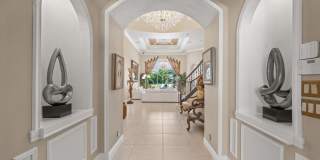 10771 Versailles Boulevard Gallery 3
