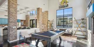 The NinetyNine Gallery 3