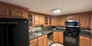 1100 Saint Charles Pl Gallery 7