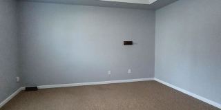 Sought After Riverwood Townhome! Gallery 26