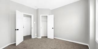 5749 W Chicago Gallery 6