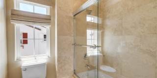 1944 Granemore Street Gallery 32