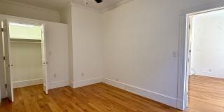 247 Newbury St Gallery 11