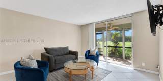 9811 N Hollybrook Lake Dr Gallery 11