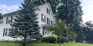 4 bedroom home in West Lebanon Gallery 1