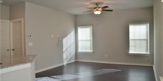 2413 SW Arbor Road Gallery 2