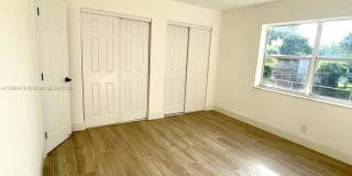 3201 NW 4th Ter Gallery 7