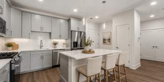 Madison Mall Apartments Gallery 1