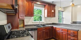 Spacious home with alot of yard space Gallery 19