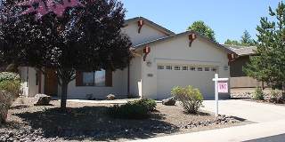 House in Willow Hills HOA Gallery 1