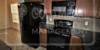 Beautiful 3-bedroom, 2-bathroom home with a 2-car garage now available for rent! Gallery 11
