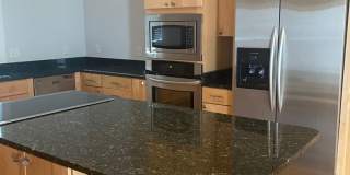 Vanderbilt Place - Wonderful Location 3 bedrooms/3 1/2 baths Gallery 14