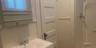 1 BED 1 BATH HOUSE NEAR DOWNTOWN 1 BED 1 BATH HOUSE NEAR DOWNTOWN Gallery 18