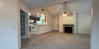 Meticulous 3BR/2BA Condo with Vaulted Ceilings in Hidden Springs – Available July 10th! Meticulous 3BR/2BA Condo with Vaulted Ceilings in Hidden Springs – Available July 10th! Gallery 7