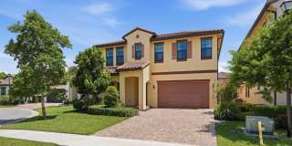 11760 Bayview Circle Gallery 1