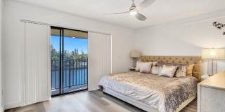 270 Captains Walk Gallery 51