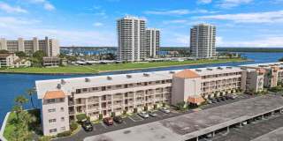 20 Yacht Club Drive Gallery 6