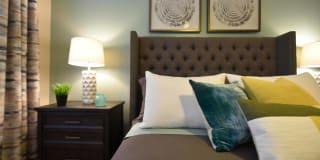 Icon Waverly Gallery 40