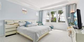 16 Tidal Surf Gallery 13