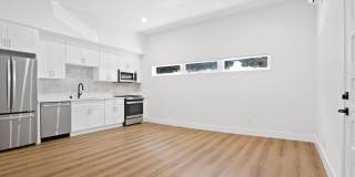 2921 Arizona Apartments Gallery 1