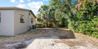 Spacious 3bdrm/1bath with bonus room ** $1,595.00 ** Section 8 OK ** Ready NOW ** Gallery 4
