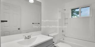 Updated Two Bedroom Unit - First Month Free! Gallery 10