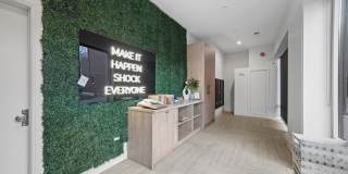 4256 W Belmont Avenue Gallery 33