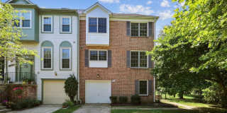 8630 DELCRIS Drive Gallery 1