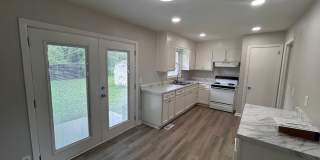 3Bed 1.5Ba available now- Now get 1st month rent free! Gallery 3