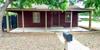 *COMING SOON* Corner Lot 3 Bedroom / 1.5 Bath Home In Pleasanton TX. Gallery 1