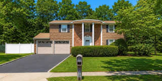 25 Hewes Street Gallery 1