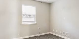 918 Fremont Avenue Gallery 19