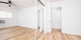 7253–7257 Variel Ave. Gallery 21