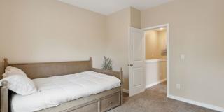 Charming 3BR Duplex in Commerce City Gallery 7