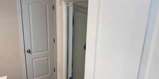Lovely 3 bedroom/2.5 bath townhome Gallery 12