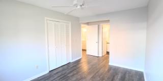 First Floor 2 bedroom condo for rent! 1112-1 Blue Ridge Dr Gallery 24