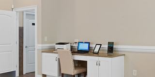 West Pointe Apartment Homes Gallery 9