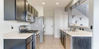 VIBRANT 3BEDROOM 2.5BATH HOME IN 89015 Gallery 10