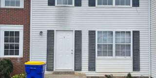 1341 Kenilwood Court Gallery 1
