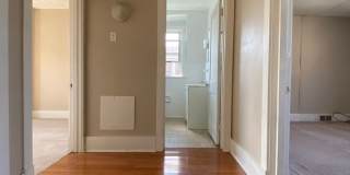 AVAILABLE AUGUST 2026 - Beautiful 3 Bedroom Home in Mt Washington! Gallery 11