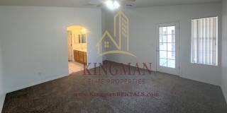 Corner Lot Living with a Covered Patio and Spacious Split Floor Plan Gallery 10