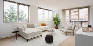 2201 Wilson Gallery 14