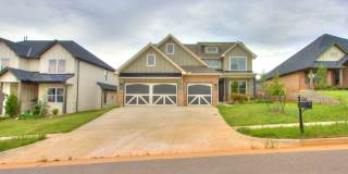 8140 Jenny Lane Gallery 1