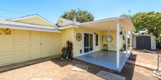 Cozy Garden Cottage Home for Rent Gallery 26