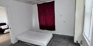 Quaint 2 Bedroom Single Family Home in York Gallery 10