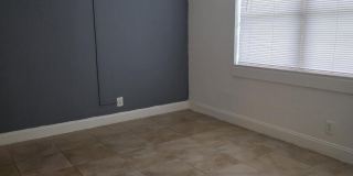 11453 NW 39th Court Gallery 3