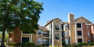 Stylish 2-Bed, 2-Bath Condo with Resort-Style Amenities in the Heart of Orlando! Gallery 1