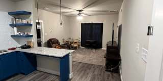 4717 121st Place- Garage Apt. MOVE IN SPECIAL! 4717 121st Place- Garage Apt. MOVE IN SPECIAL! Gallery 1